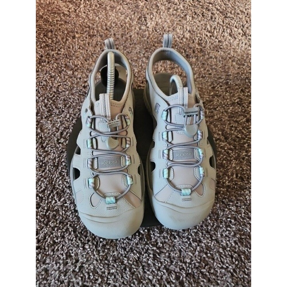 KEEN SOLR Sandal Outdoor Light GrayOcean Wave Water Ladies Shoes 9.5 Gently Used